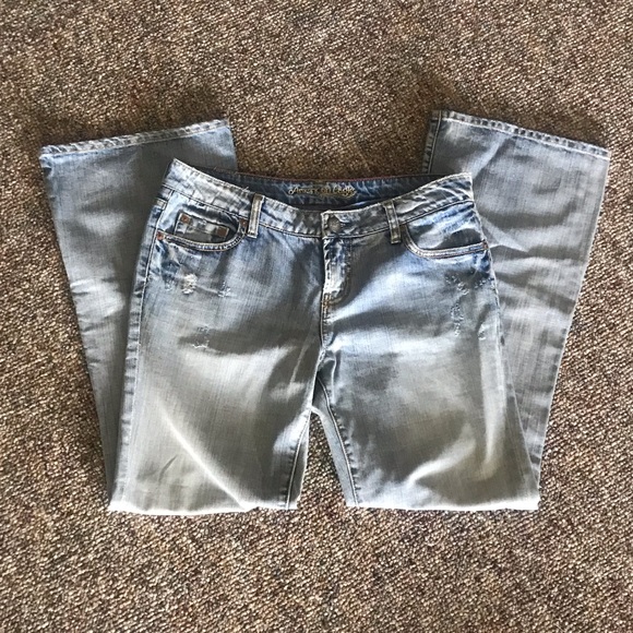 American Eagle Outfitters Denim - AE Slight Distress Lightwash Jeans